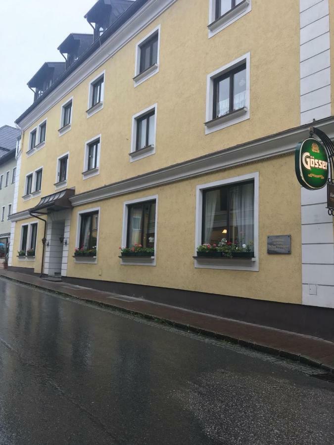 バート・アウスゼーKirchengasse 162 - Alte Postアパートメント エクステリア 写真